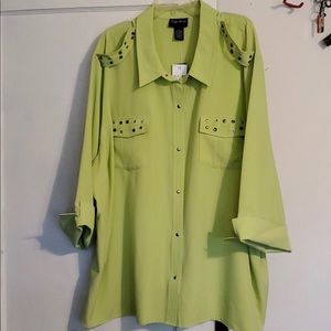 Maggie Barnes brand new top